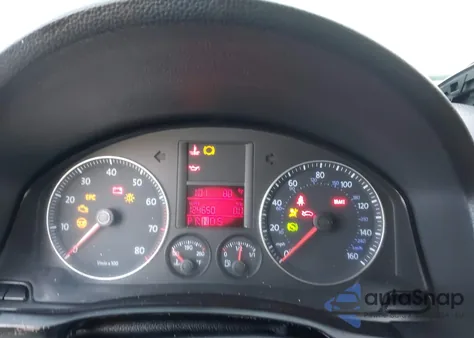 2008 Volkswagen Jetta S z USA, uszkodzony, nr VIN 3VWJM71K38M015261